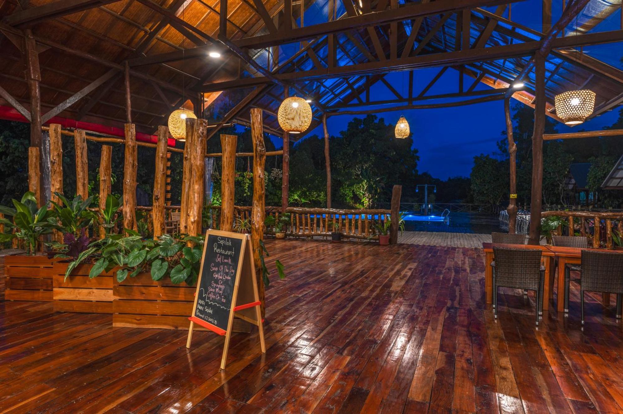 Borneo Sepilok Rainforest Resort Экстерьер фото